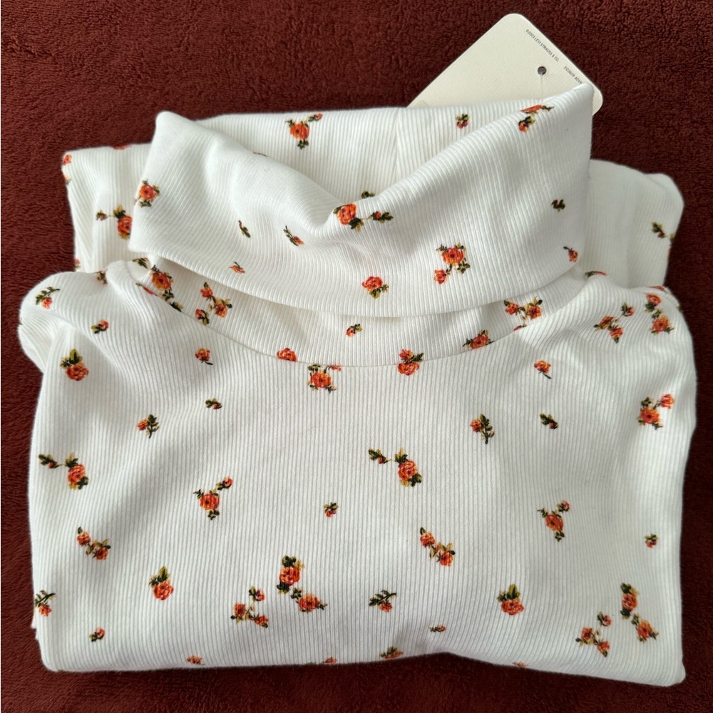 Long sleeve turtle neck shirt new with tags